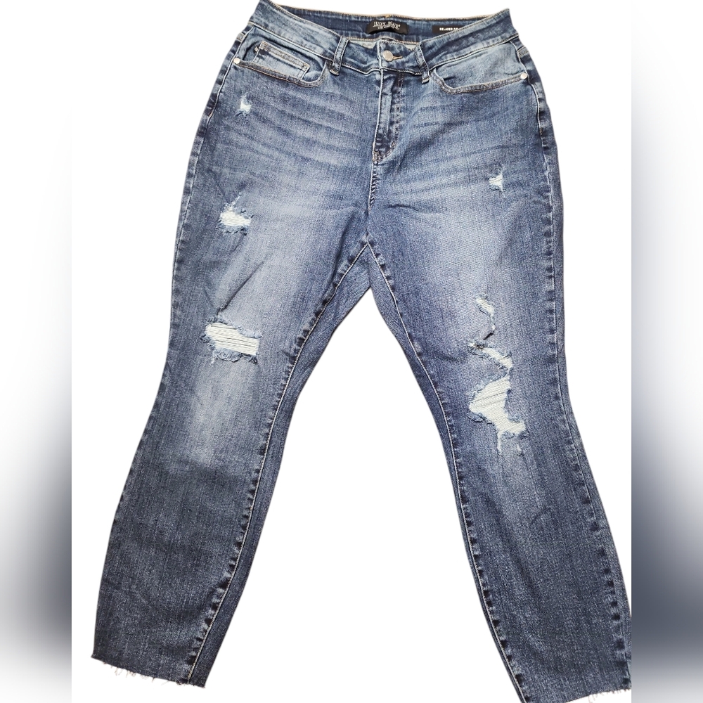 NWOT Judy Blue Frayed Relaxed Fit Jeans